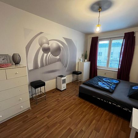 Monfas Apartment Garden City Прага Экстерьер фото
