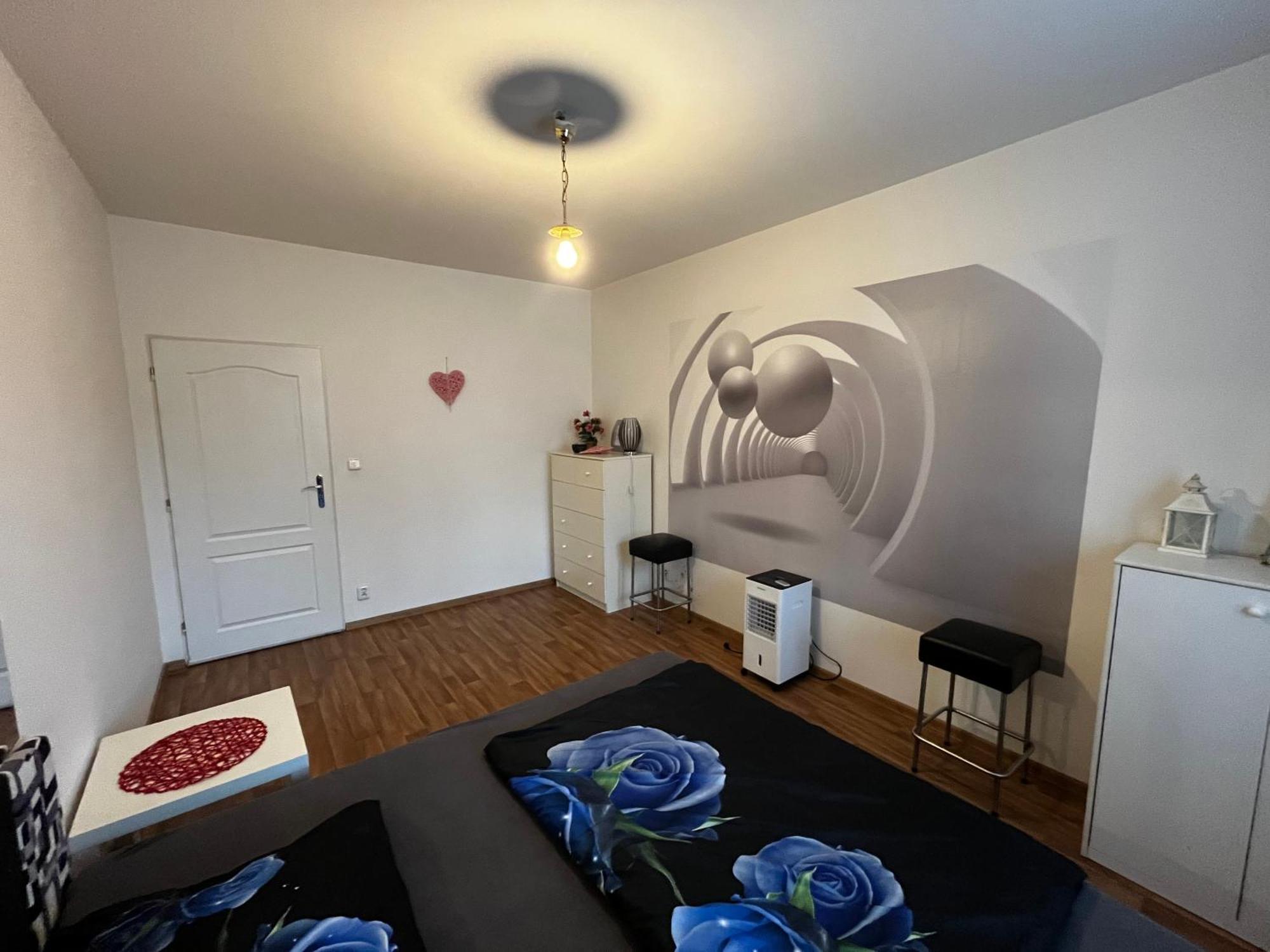 Monfas Apartment Garden City Прага Экстерьер фото